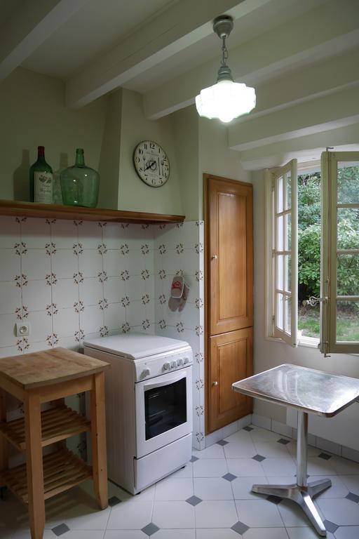 La Maison D'En Face Villa Saint-Affrique-les-Montagnes Стая снимка